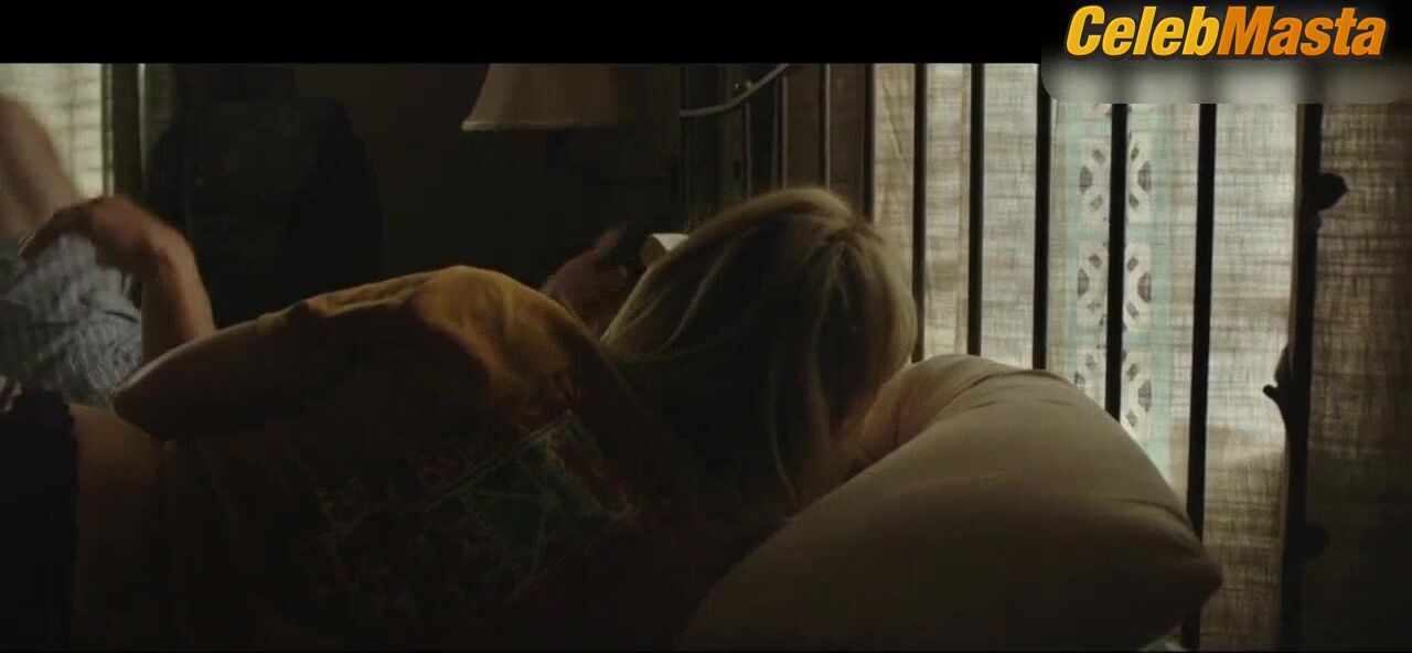 Kate Hudson ’s Thong Scene From Deepwater Horizon - Photo 2 of 5 photo 4