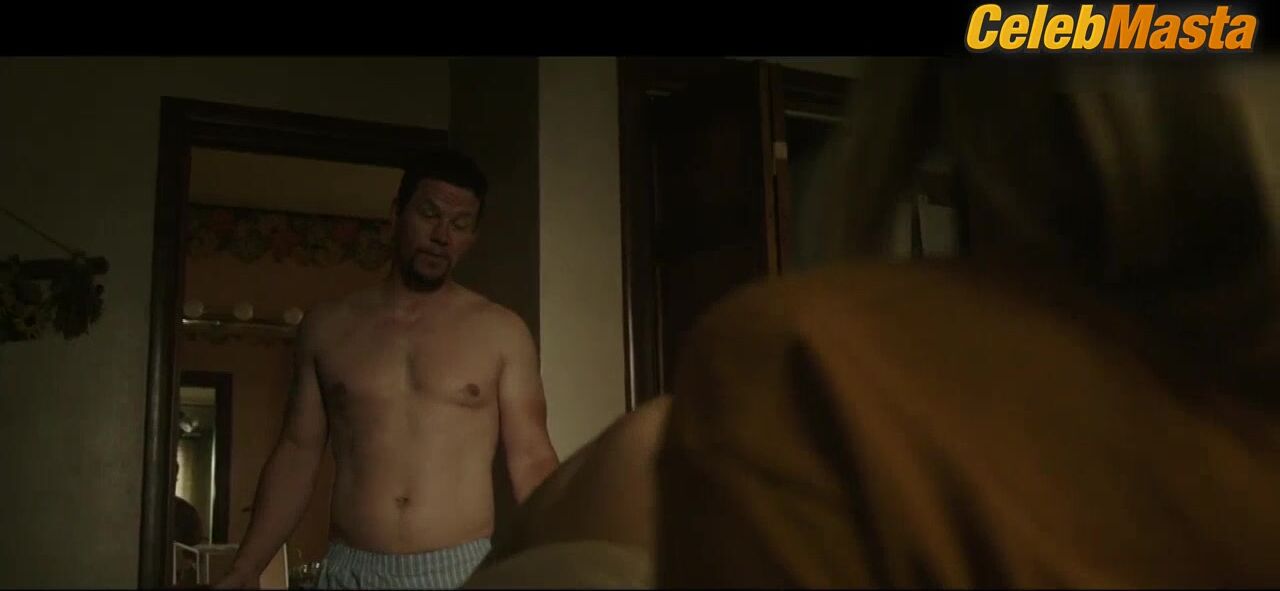 Kate Hudson ’s Thong Scene From Deepwater Horizon - Photo 2 of 5 photo 5