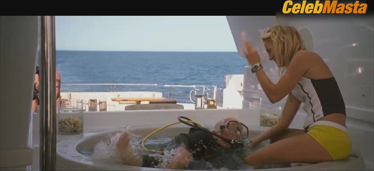 Kate Hudson Sexy Scene From Fool’s Gold - Photo 2 of 5 photo 5