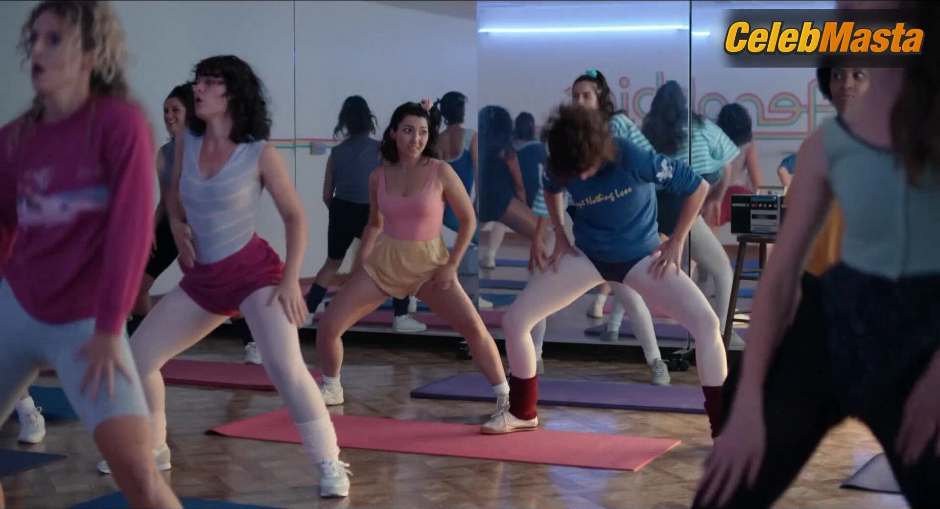 Kathryn Hahn ’s Sexy Scene From The Shrink Next Door - Photo 4 of 5