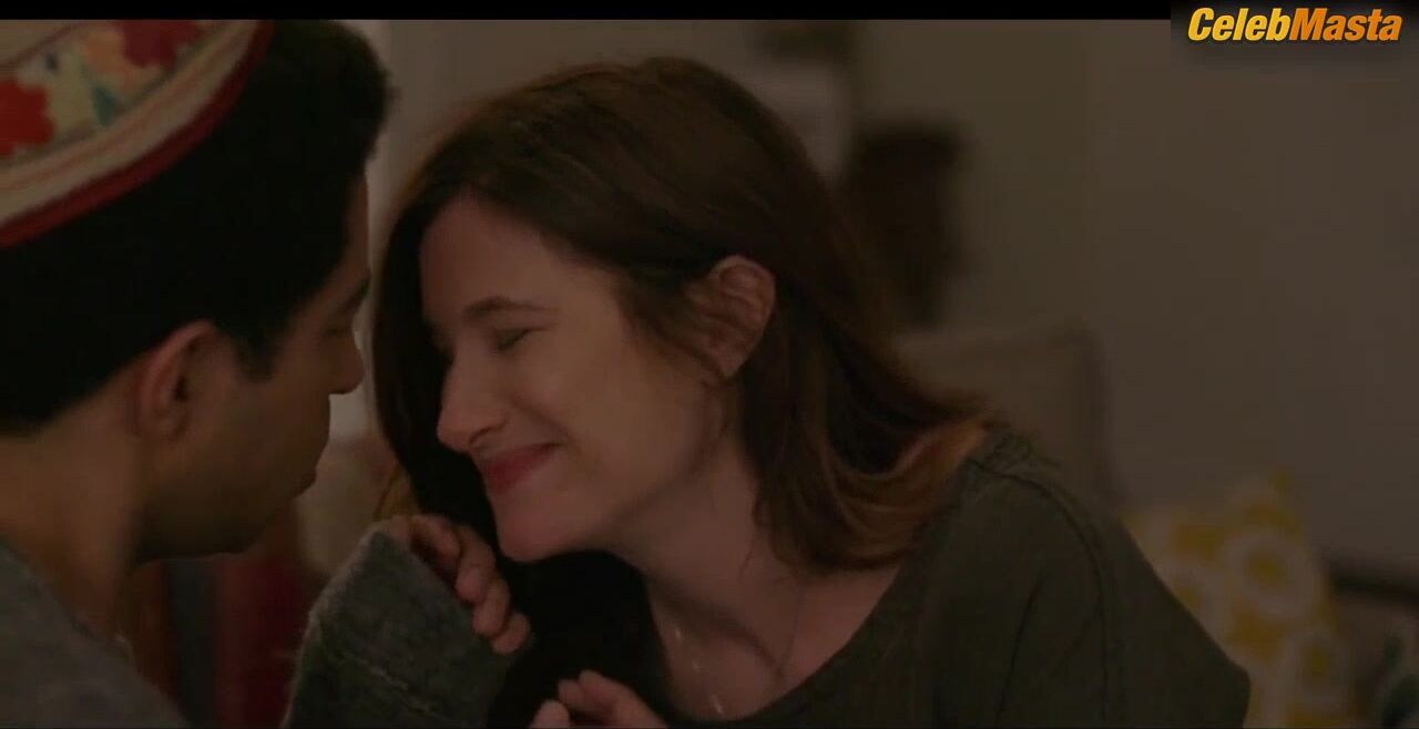 Kathryn Hahn Tits Scene From Transparent - Photo 2 of 5 photo 1
