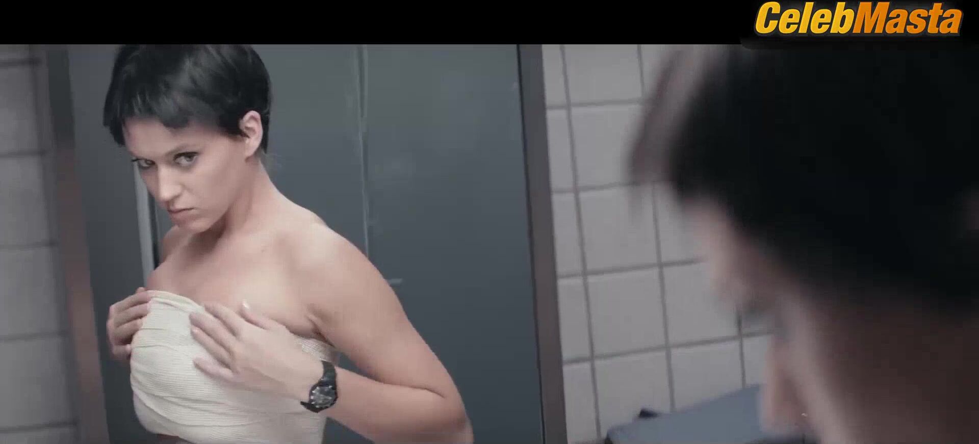 Katy Perry Tits, Underwear Scene From : Part Of Me - Photo 2 of 5 photo 4