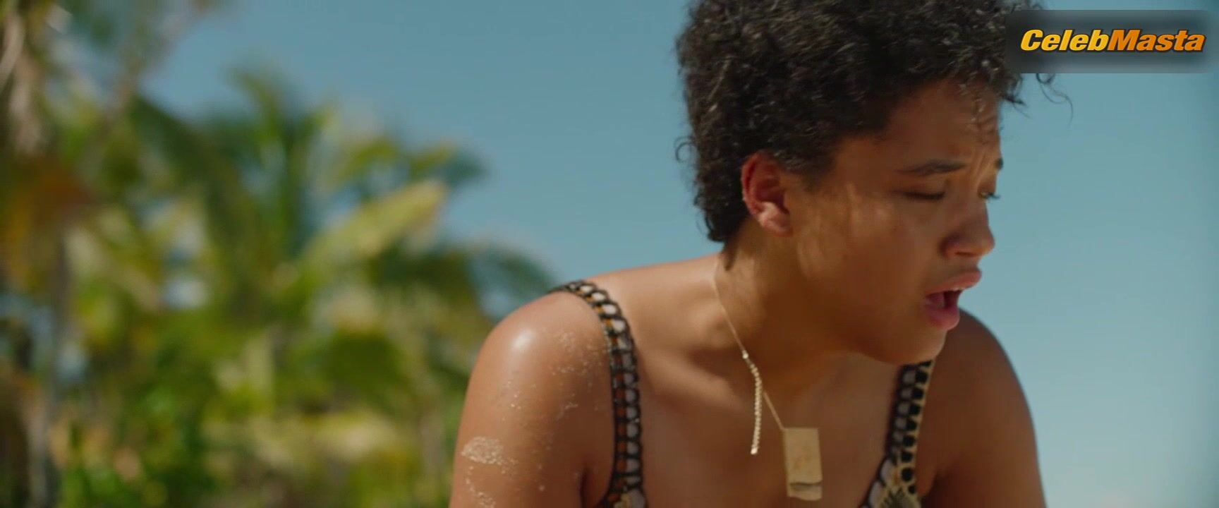 Kiersey Clemons Tits Scene From Sweetheart - Photo 1 of 5 photo 2