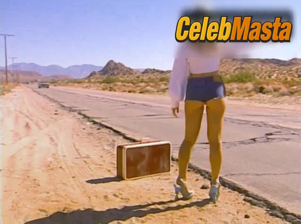 Sabrina Carpenter ’s Underwear Scene From Manchild - Photo 2 of 5 photo 4