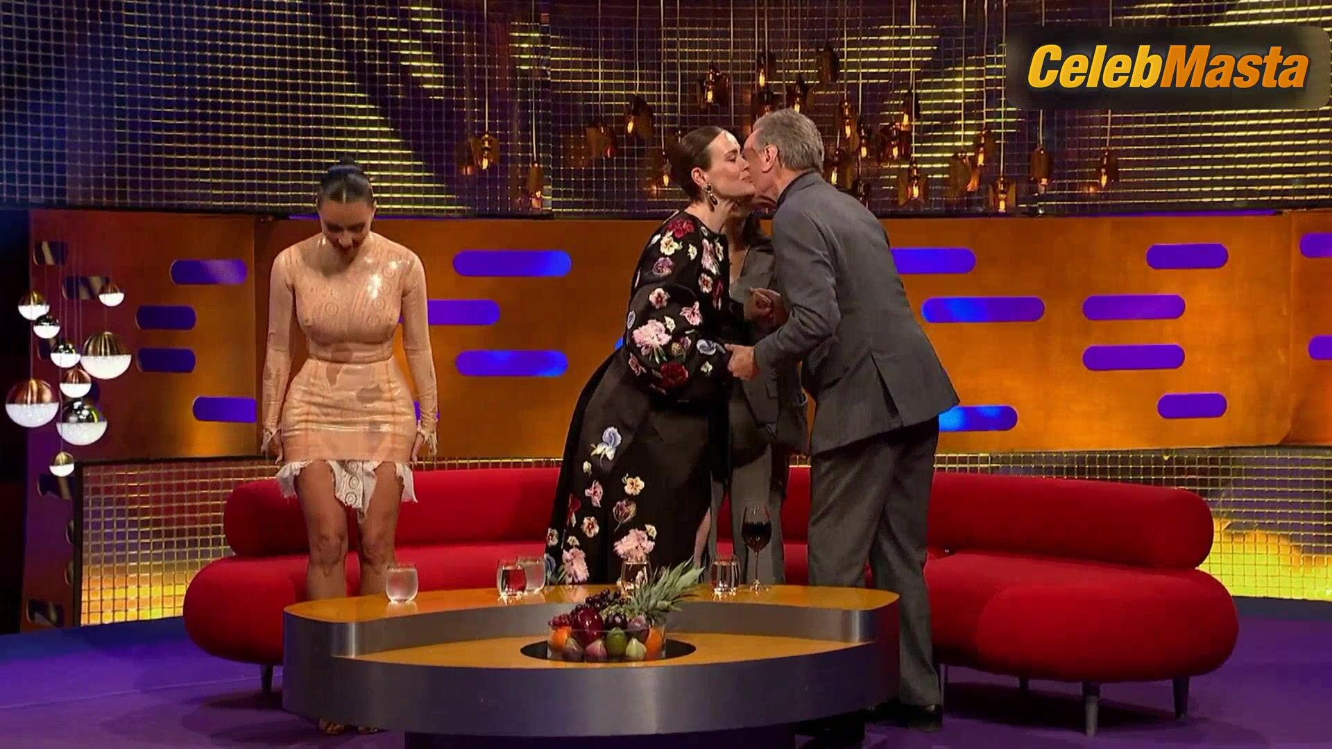 Kim Kardashian West ’s Sexy Scene From The Graham Norton - Photo 2 of 5