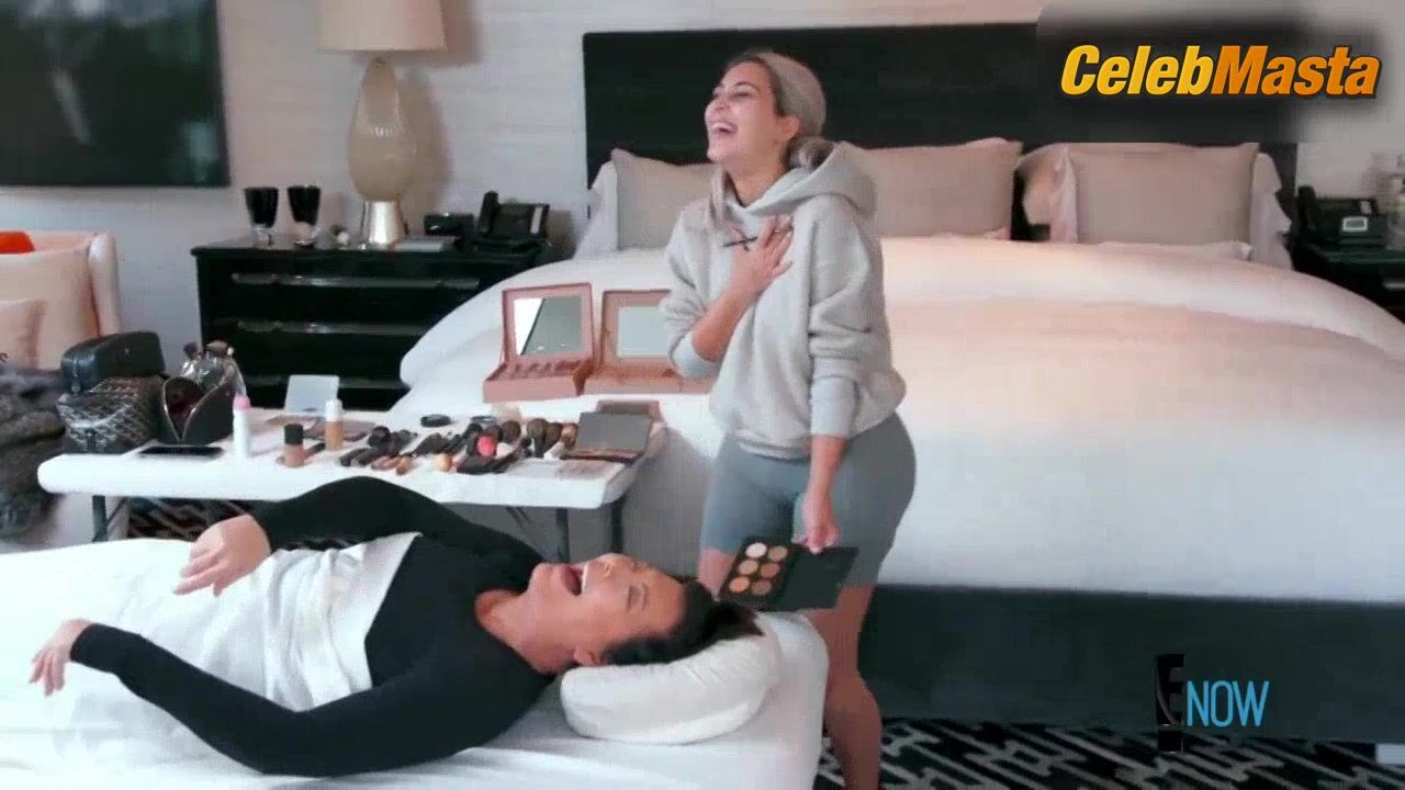 Kim Kardashian West ’s Sexy Scene In Keeping Up With The - Photo 2 of 5 photo 5