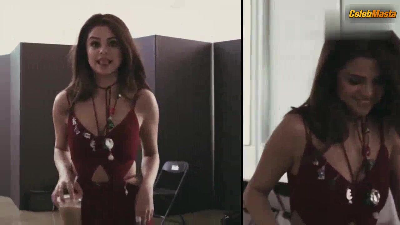 Selena Gomez Tits Scene From Marie Claire - Photo 2 of 5 photo 1