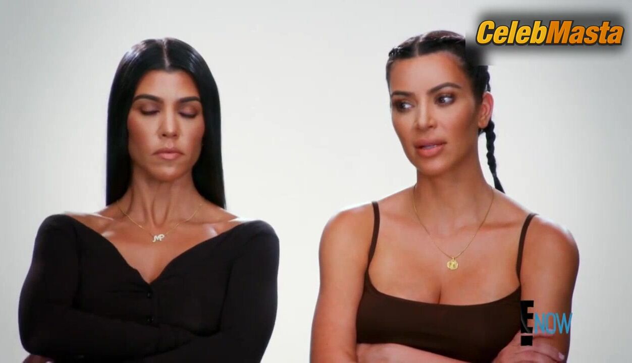 Kim Kardashian West And Kourtney Kardashian Swimsuit Scene In - Photo 2 of 5 photo 5