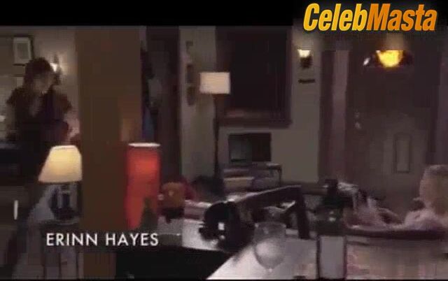 Lake Bell ’s Tits Scene In Childrens’ - Photo 1 of 5