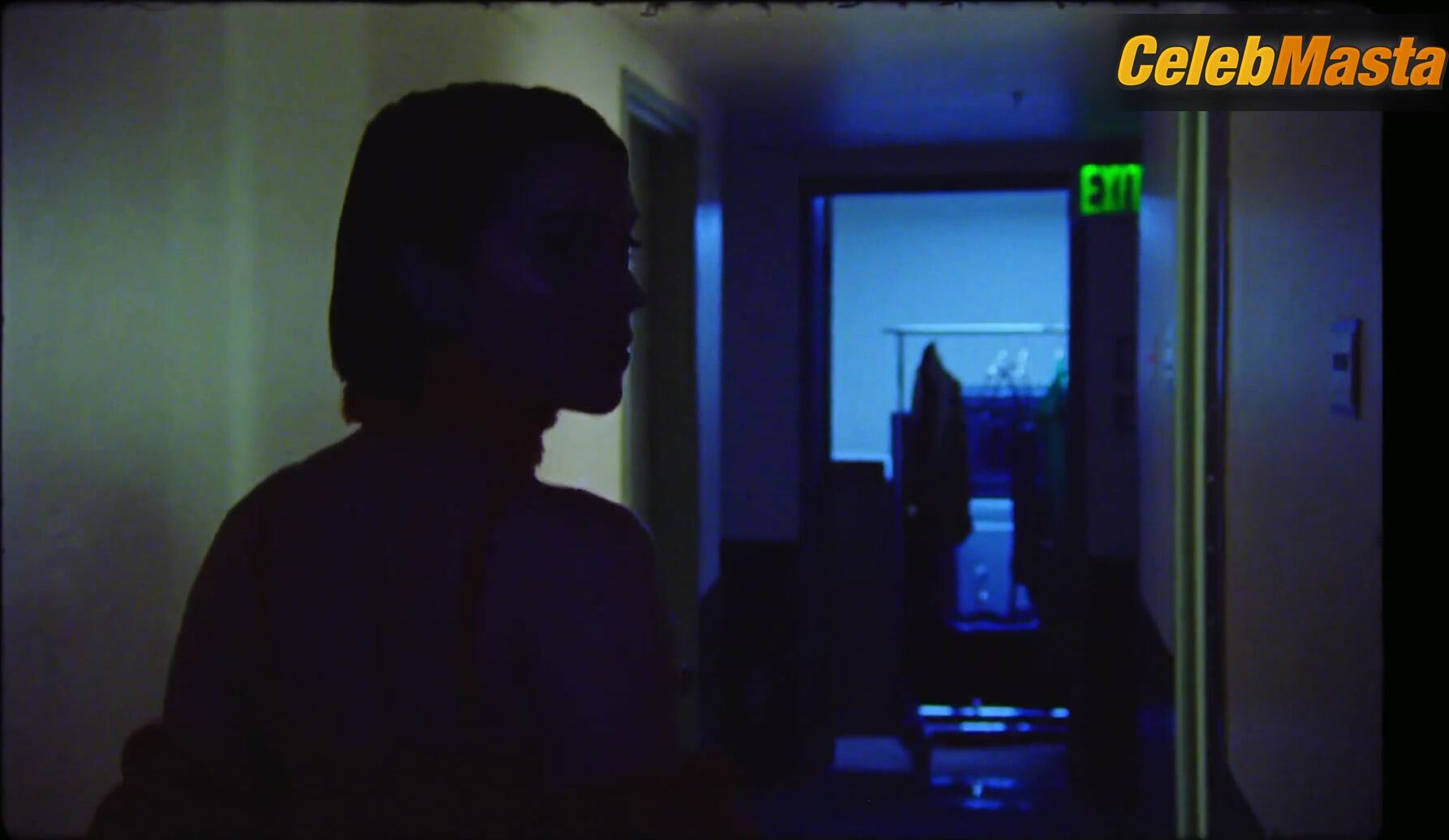 St. Vincent Reveals Sexy Scene In The Nowhere Inn - Photo 1 of 5 photo 2