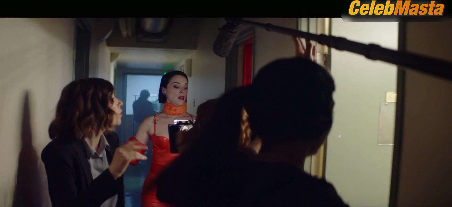 St. Vincent Reveals Sexy Scene In The Nowhere Inn - Photo 1 of 5 photo 4