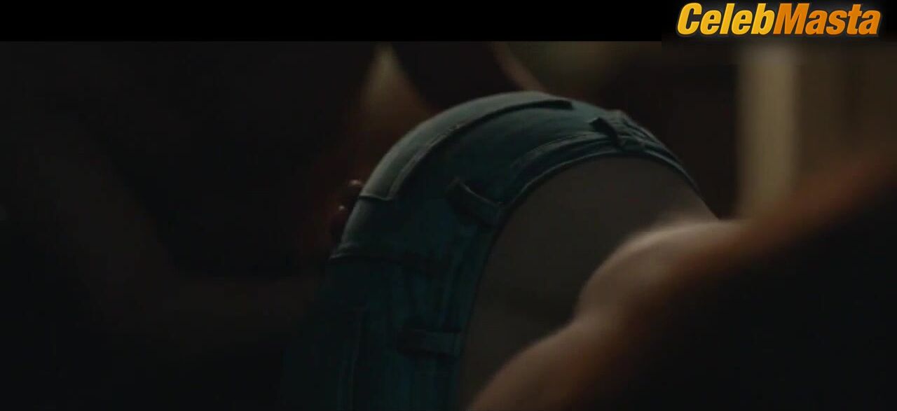 Teresa Palmer Underwear,tits Scene From Berlin Syndrome - Photo 2 of 5 photo 4