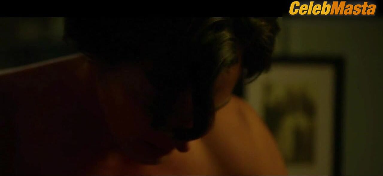 Teresa Palmer ’s Underwear Scene In The Choice - Photo 1 of 5 photo 5