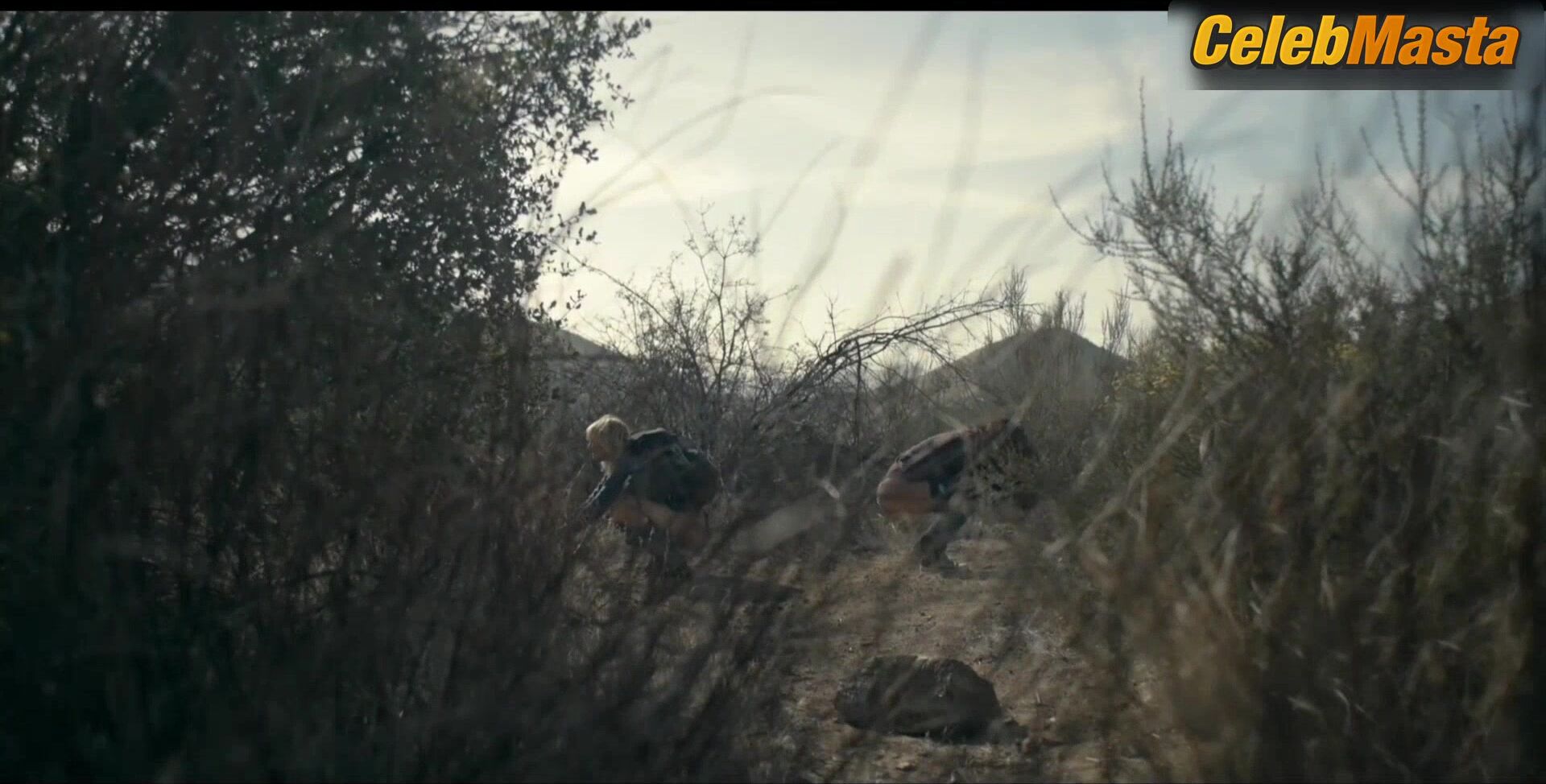 Lorenza Izzo Malin Akerman And Hot Scene In The Aviary - Photo 1 of 5 photo 2