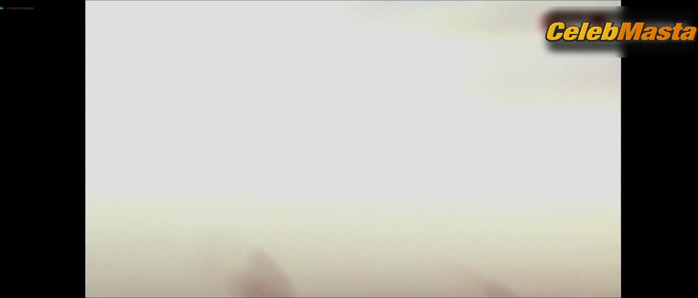 Teresa Palmer ’s Sexy Scene From Cut Bank - Photo 1 of 5 photo 2