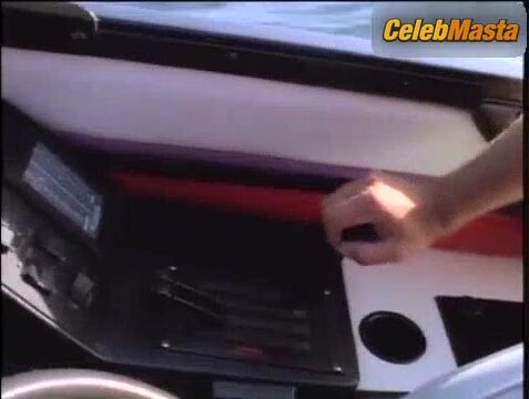Pamela Anderson ’s Bikini Scene From Baywatch - Photo 2 of 5