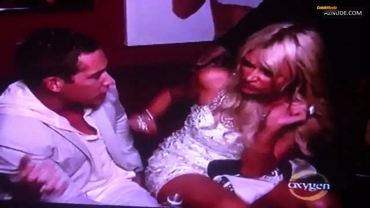 Paris Hilton ’s Underwear Scene From Mtv Movie - Photo 2 of 5 photo 1