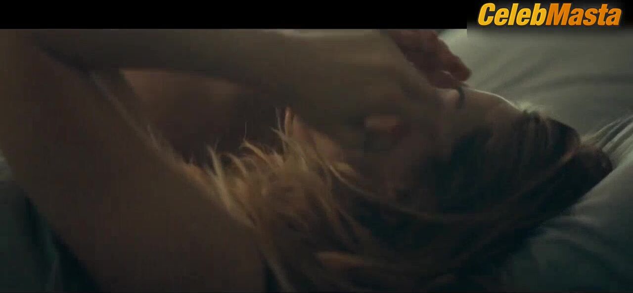 Melissa Benoist ’s Sexy Scene From Lowriders - Photo 2 of 5 photo 1