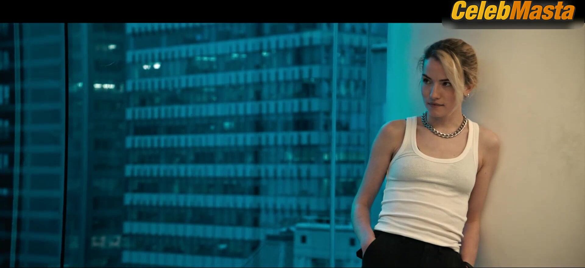 Willa Fitzgerald ’s Sexy Scene From Relay - Photo 1 of 5