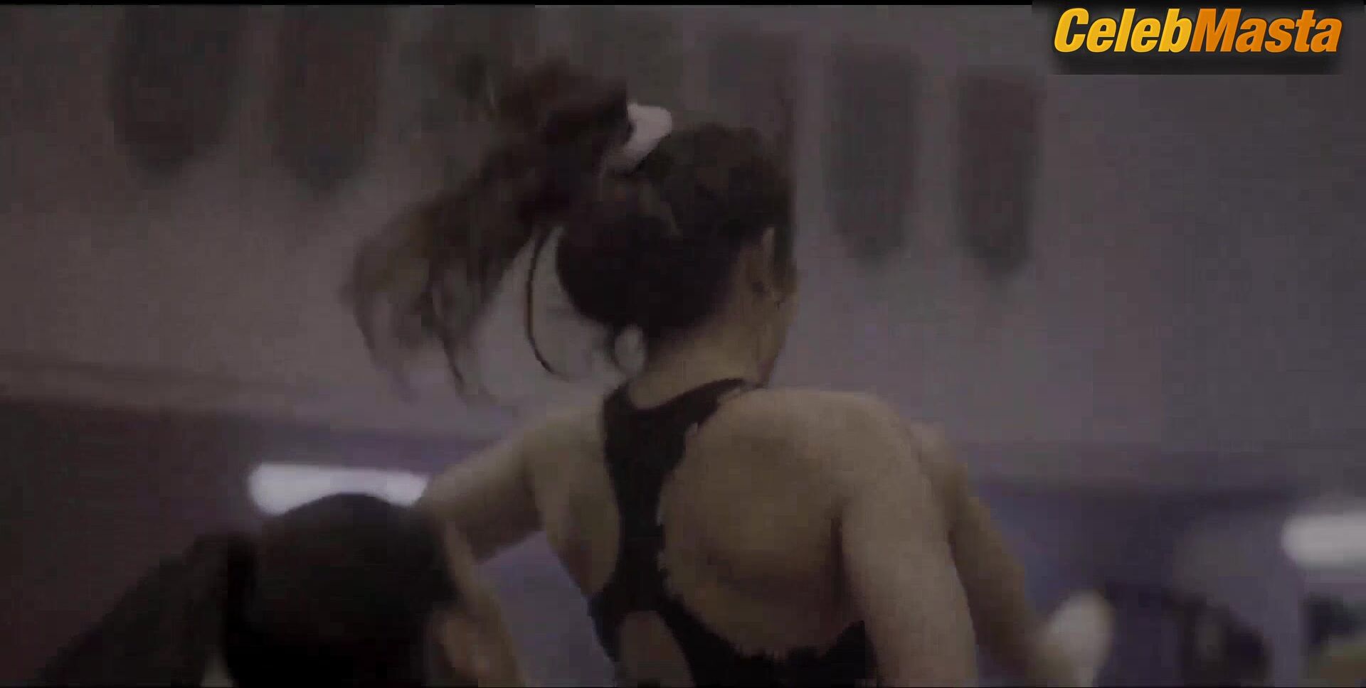 Willa Fitzgerald ’s Hot Scene In Dare Me - Photo 3 of 5 photo 2