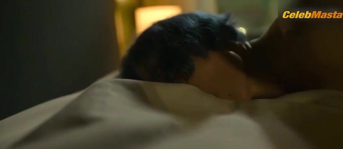 Zoe Kravitz Shows Booty In Kimi Scene - Photo 1 of 5 photo 5