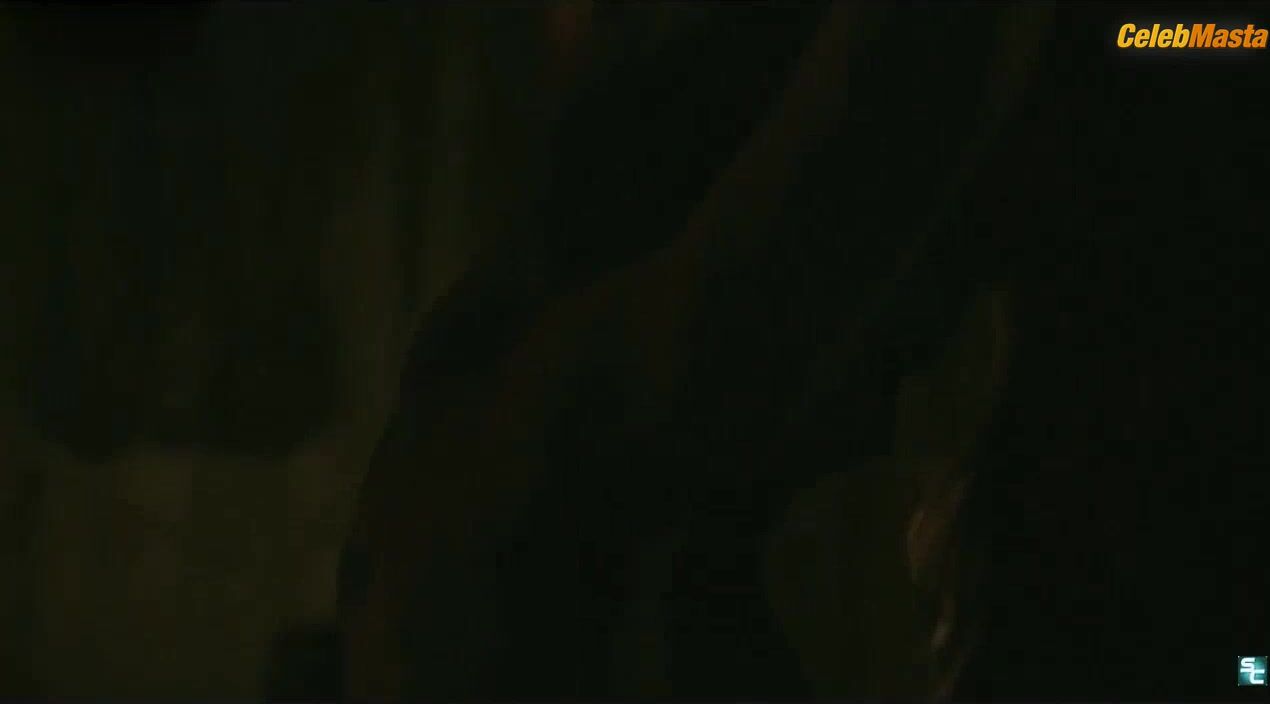 Paulina Davila Shows Ass Scene In Aqui En La Tierra - Photo 1 of 5