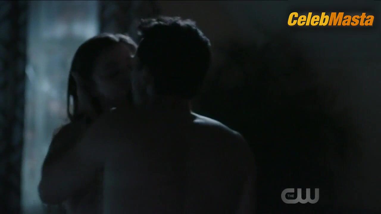 Peyton List ’s Underwear Scene From Frequency - Photo 2 of 5 photo 1