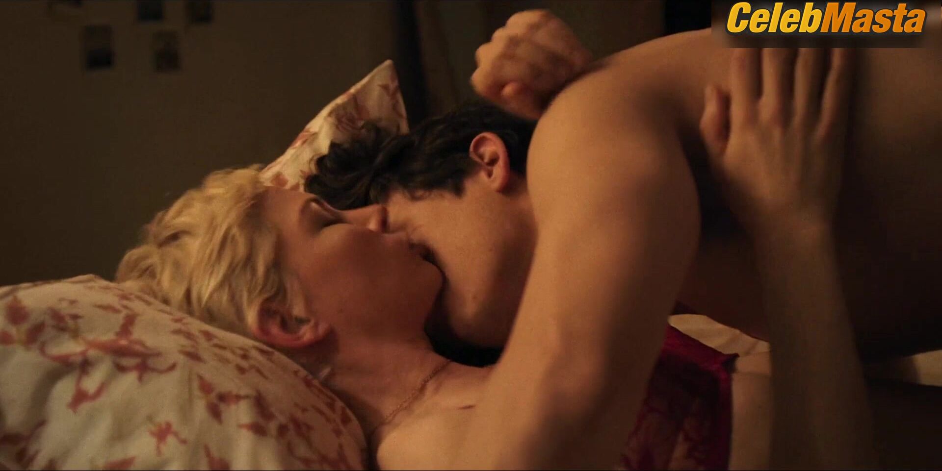 Michelle Williams Underwear Scene In Dying For Sex - Photo 2 of 5 photo 5