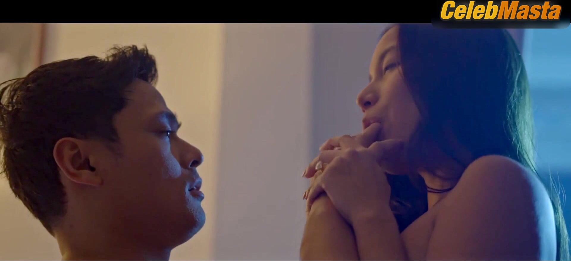 Rica Gonzales Boobs Scene In Kapalit - Photo 2 of 5 photo 4