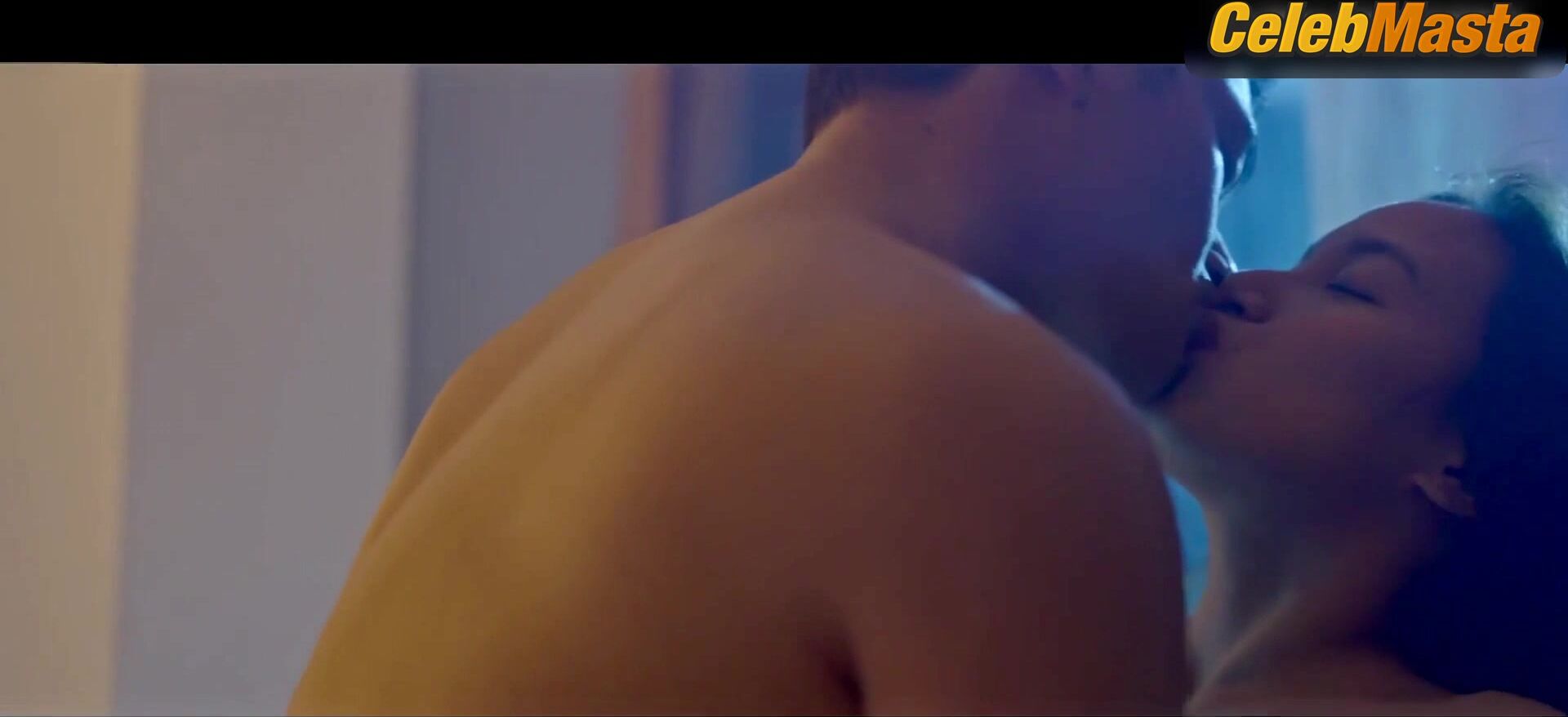 Rica Gonzales Boobs Scene In Kapalit - Photo 2 of 5 photo 5