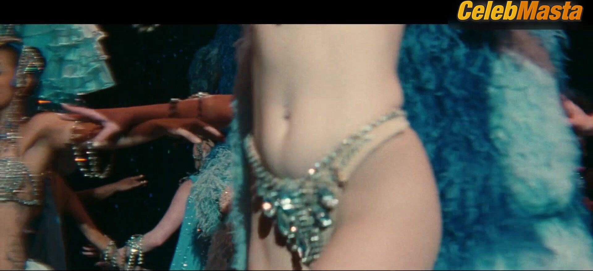 Brenda Song Pamela Anderson, Kiernan Shipka And Hot - Photo 2 of 5 photo 5
