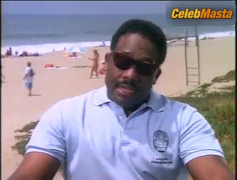 Pamela Anderson Flaunts Body Scene In Baywatch - Photo 2 of 5 photo 4