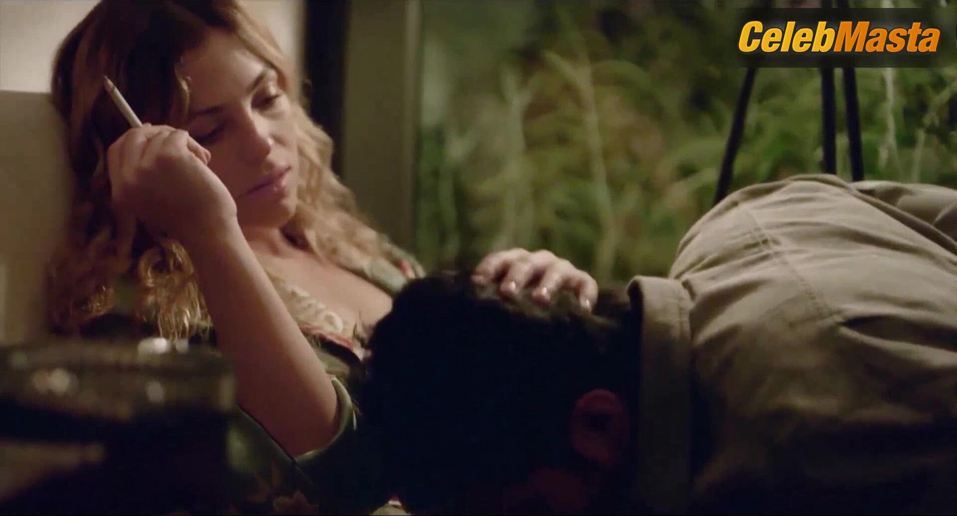 Paulina Davila ’s Tits Scene In Aqui En La Tierra - Photo 2 of 5