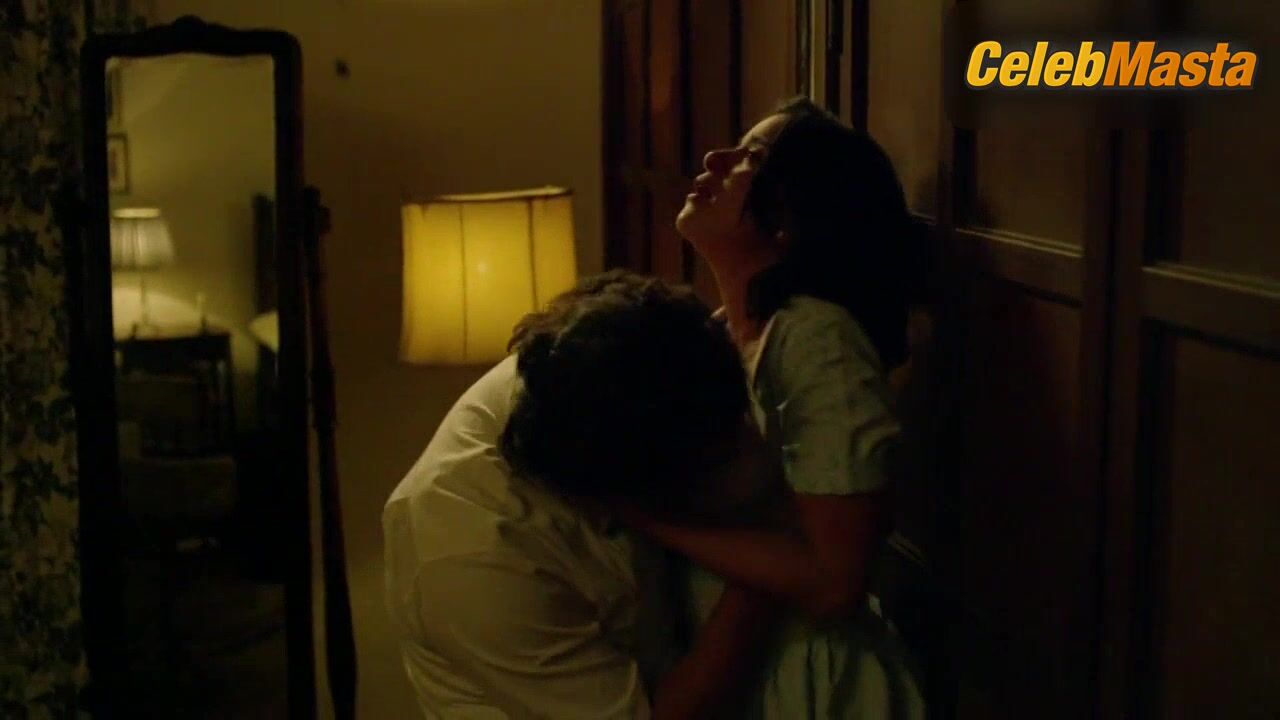Paulina Gaitan ’s Underwear Scene In Narcos - Photo 2 of 5 photo 5