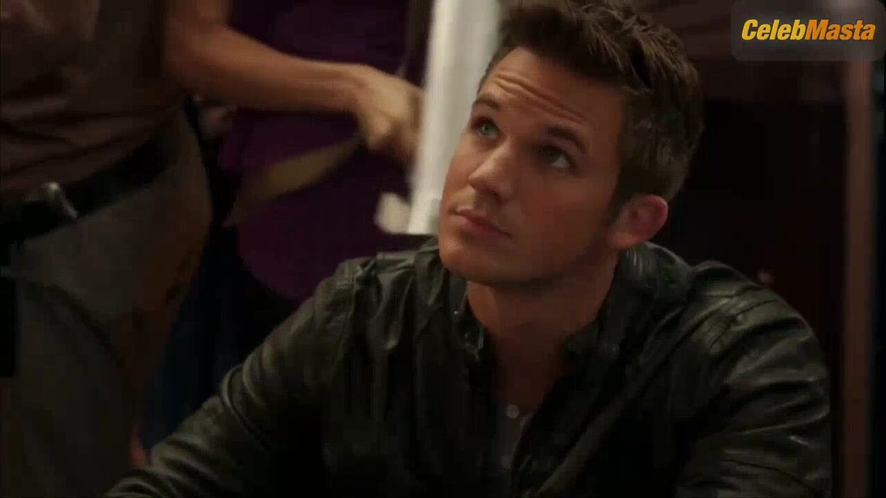 Peyton List Tits Scene In 90210 - Photo 1 of 5 photo 2