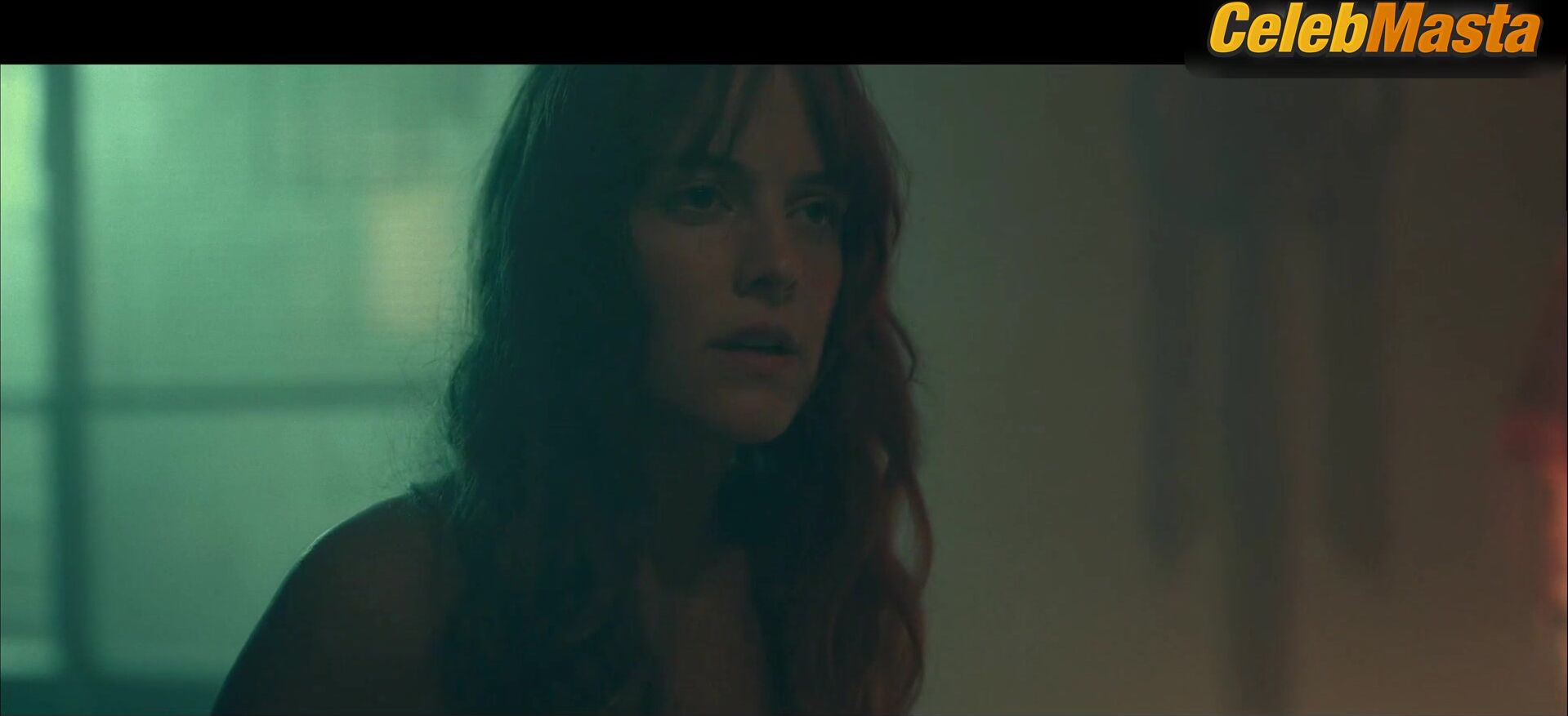Riley Keough Shows Hot Scene In Daisy Jones & The Six - Photo 1 of 5