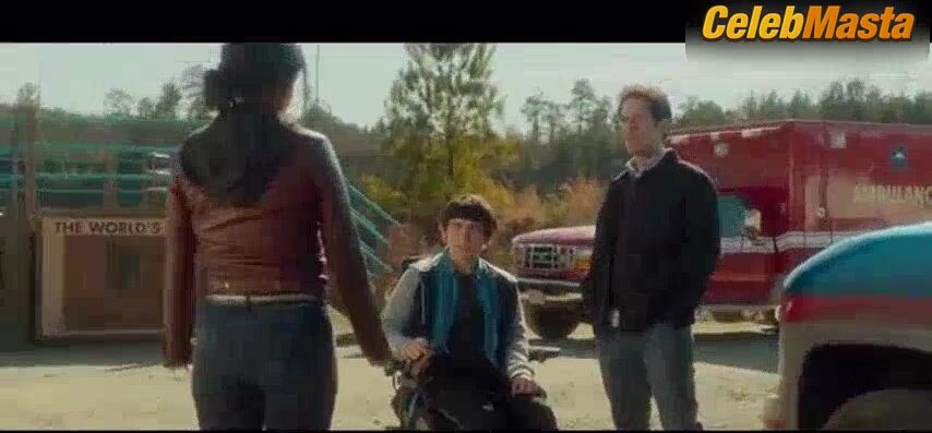 Selena Gomez Tits Scene From The Fundamentals Of Caring - Photo 2 of 5 photo 4
