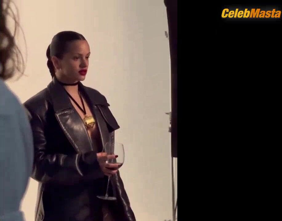Rosalia ’s Sexy Scene From Vogue Magazine - Photo 3 of 5 photo 1