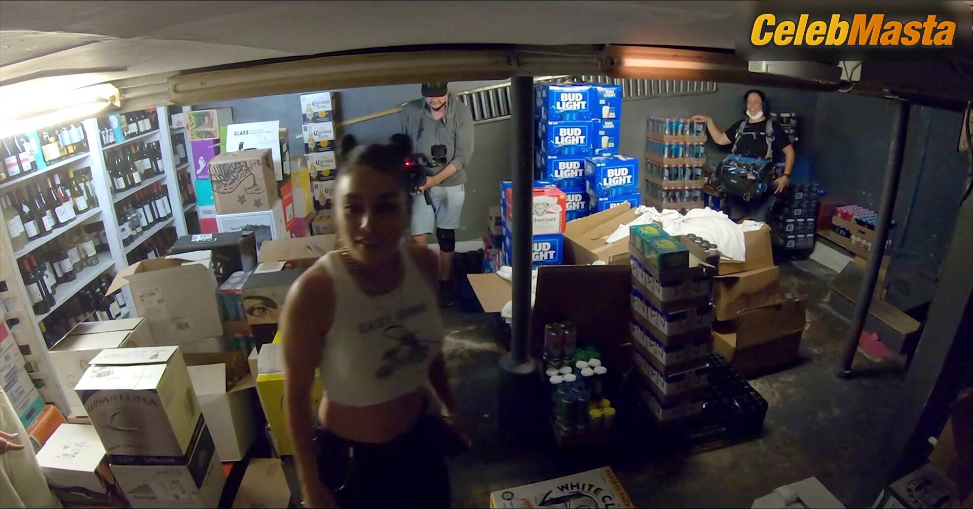 Vanessa Hudgens Steamy Scene In Dead Hot - Photo 1 of 5