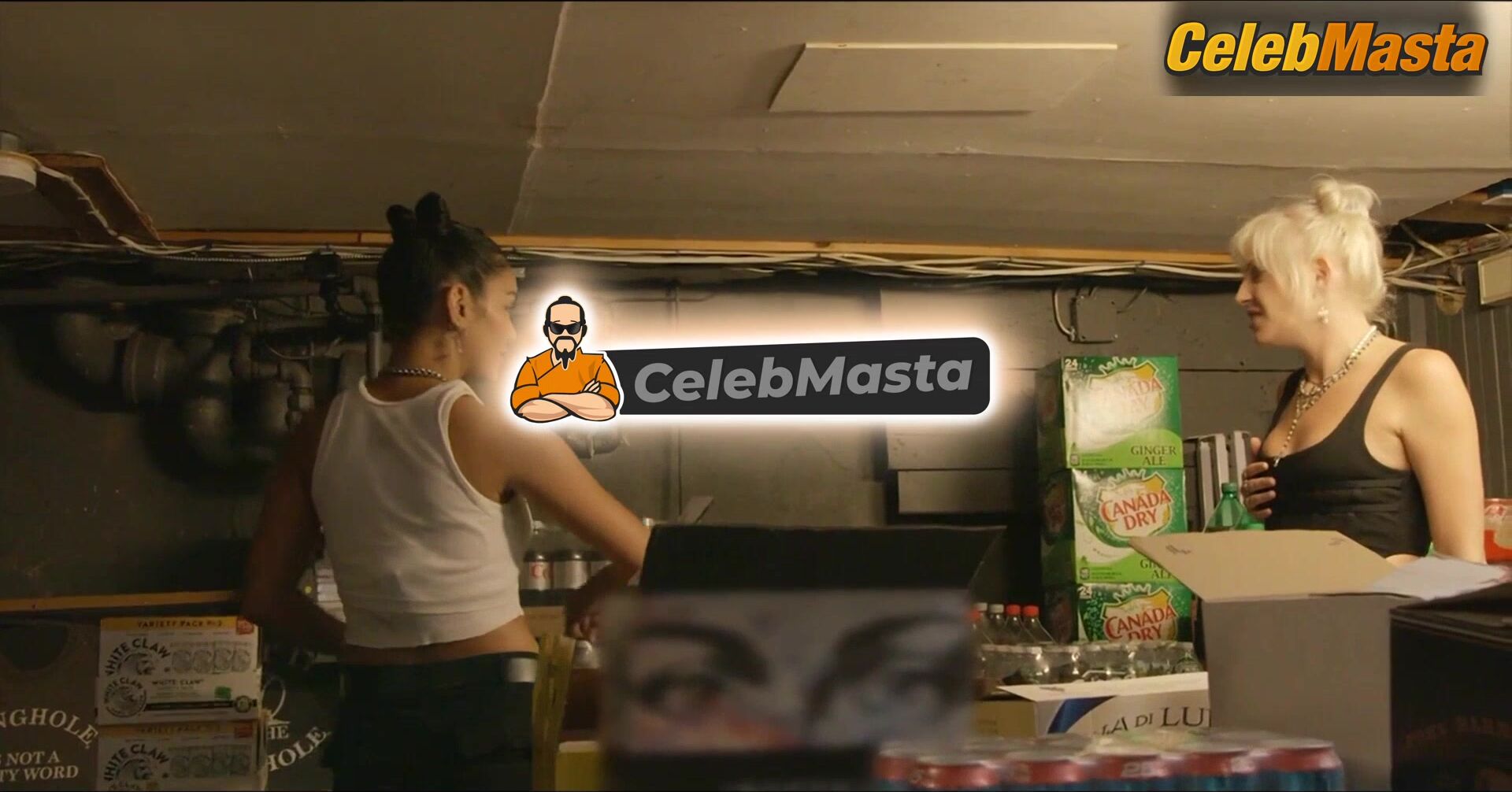 Vanessa Hudgens Steamy Scene In Dead Hot - Photo 1 of 5 photo 5