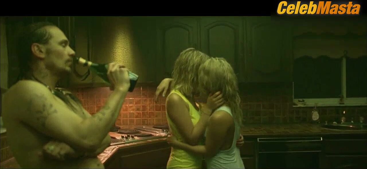 Vanessa Hudgens ’ Hot Scene In Spring Breakers - Photo 1 of 5