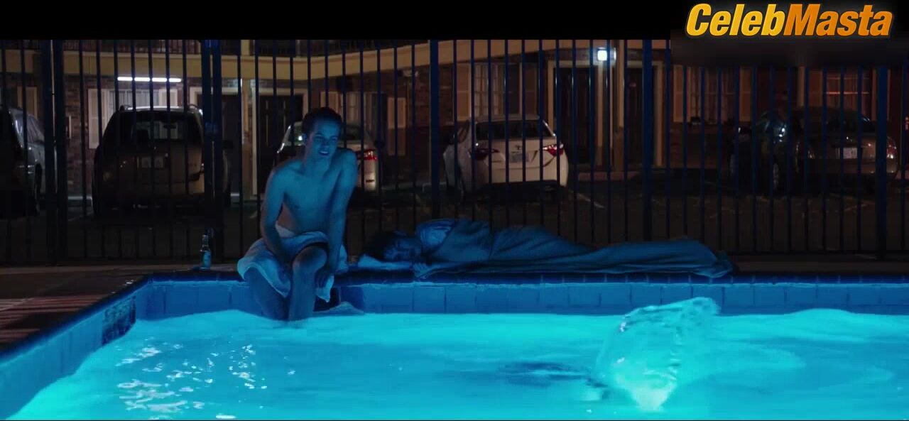 Sarah Steele ’s Underwear Scene From Speech & - Photo 5 of 5
