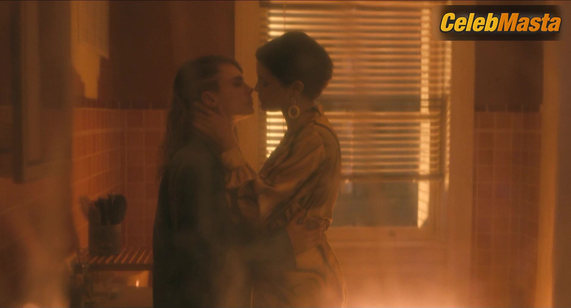 Cara Delevingne Selena Gomez And Lesbian Scene From Only - Photo 1 of 5 photo 2