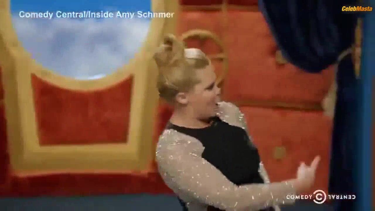 Selena Gomez Boobs Scene In Inside Amy Schumer - Photo 1 of 5