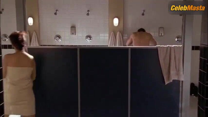 Sophia Bush Reveals Hot Scene In One Tree Hill - Photo 2 of 5 photo 1