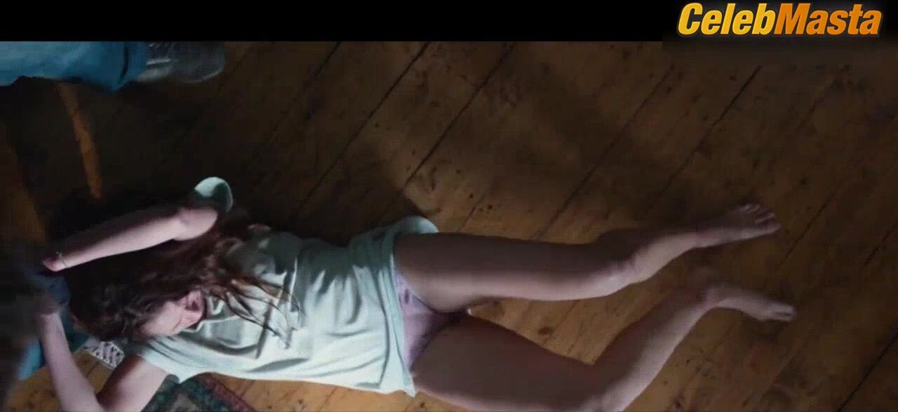 Teresa Palmer ’s Underwear Scene In Berlin Syndrome - Photo 2 of 5 photo 4