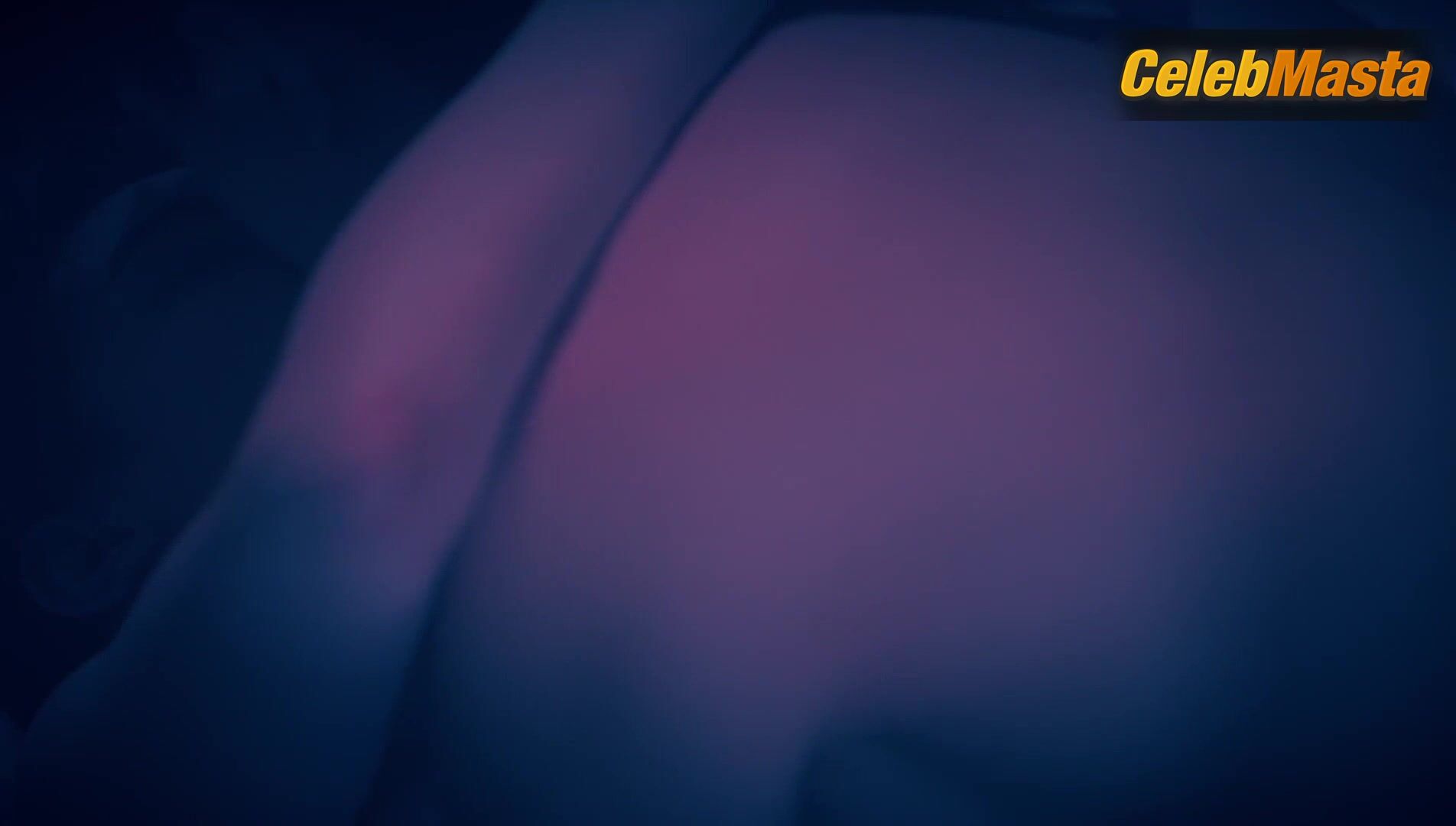 Vern Kaye Bares Tits Scene In L Lakad - Photo 2 of 5