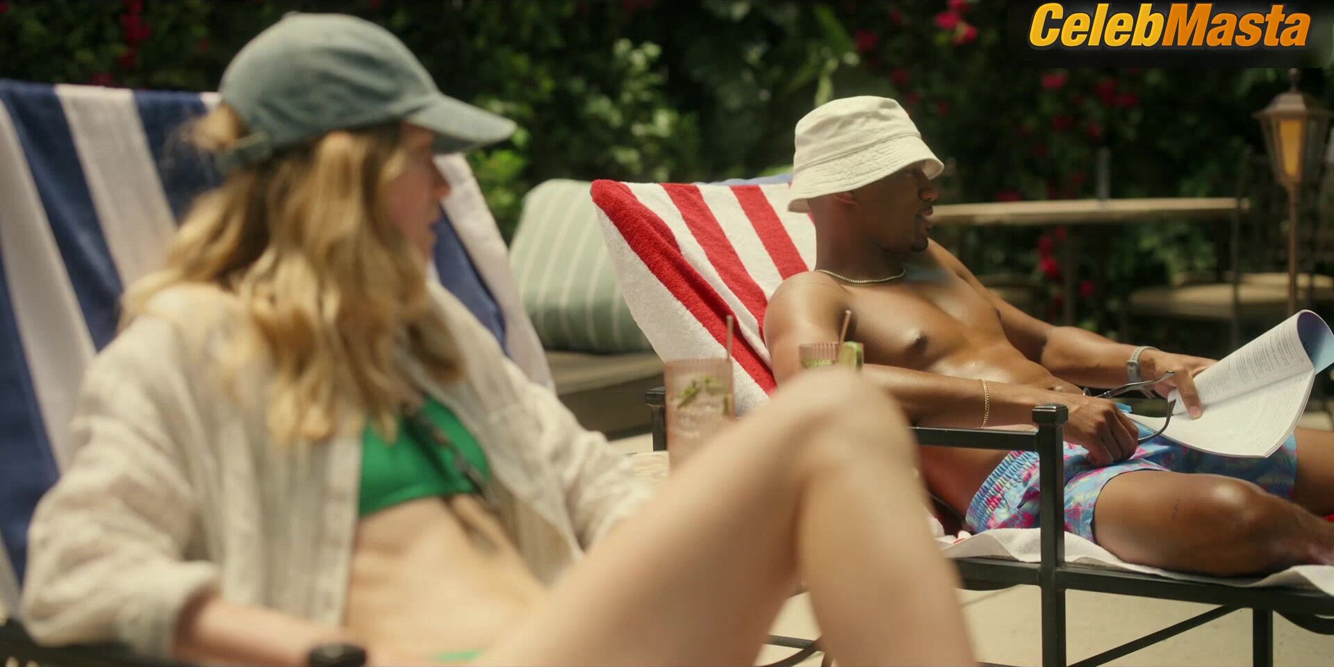 Damaris Vega Willa Fitzgerald And Swimsuit Scene In Pulse - Photo 1 of 5 photo 5