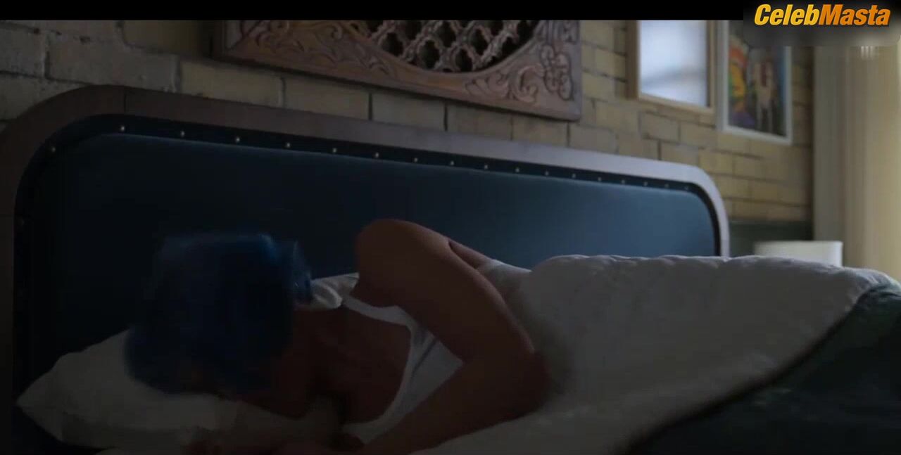 Zoe Kravitz Booty, Boobs Scene In Kimi - Photo 2 of 5 photo 5
