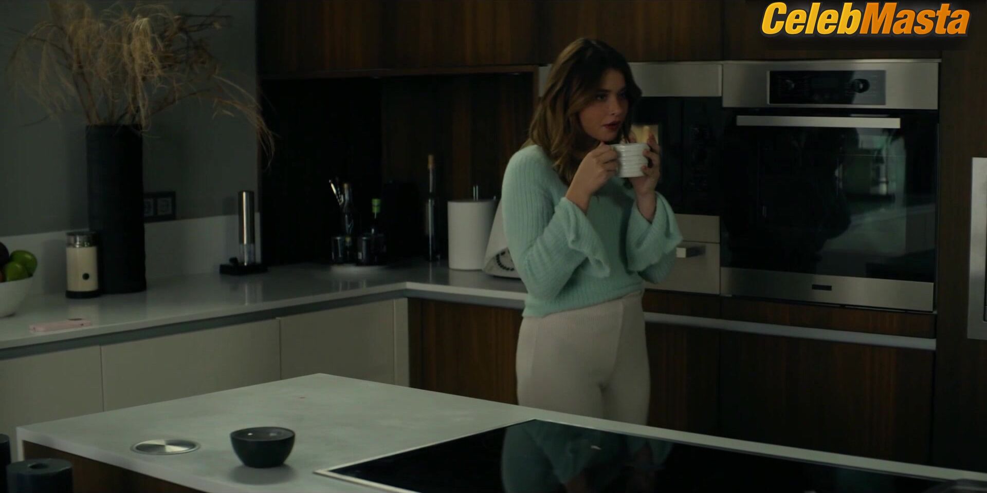 Nicole Wallace ’s Hot Scene In Our Fault - Photo 2 of 5 photo 5